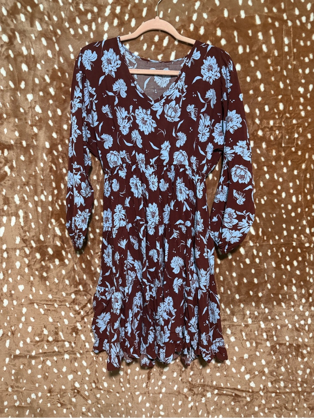 Women's Floral V-Neck Long Sleeve Dress - Brown with Light Blue Floral